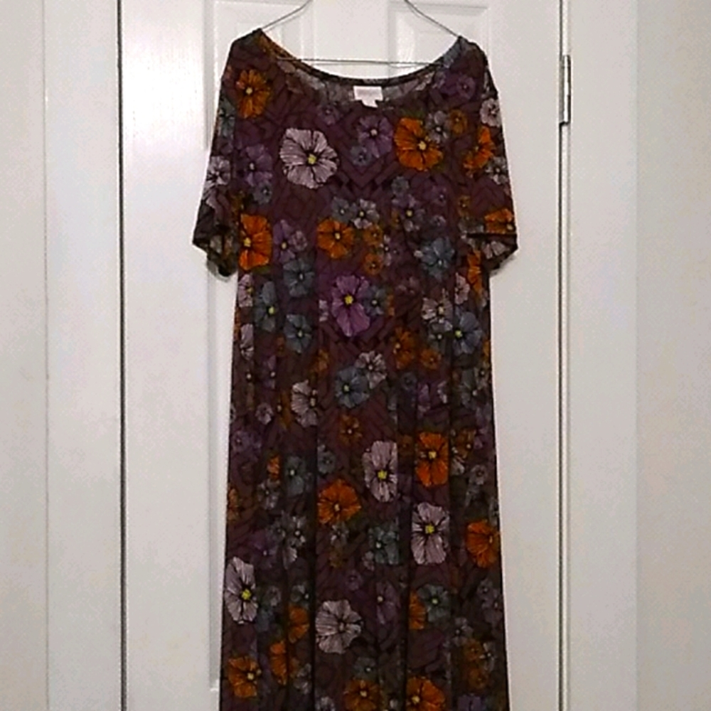 Lularoe Carly